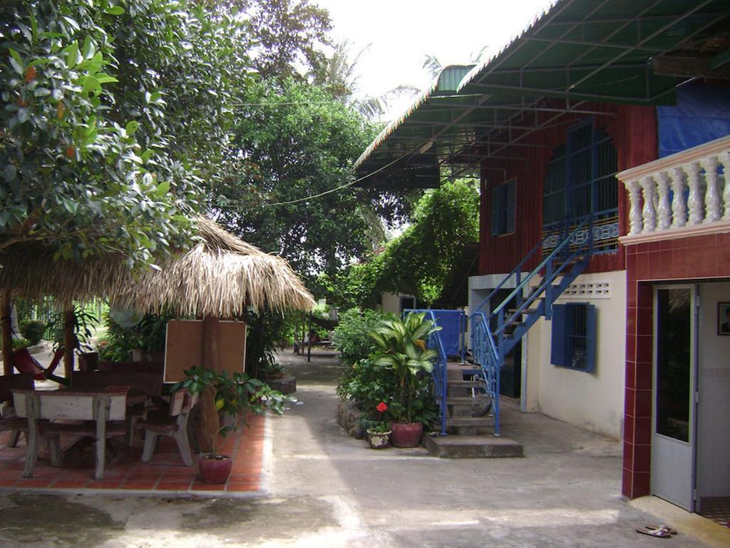 Meas Family Homestay Angk Ta Saom Esterno foto