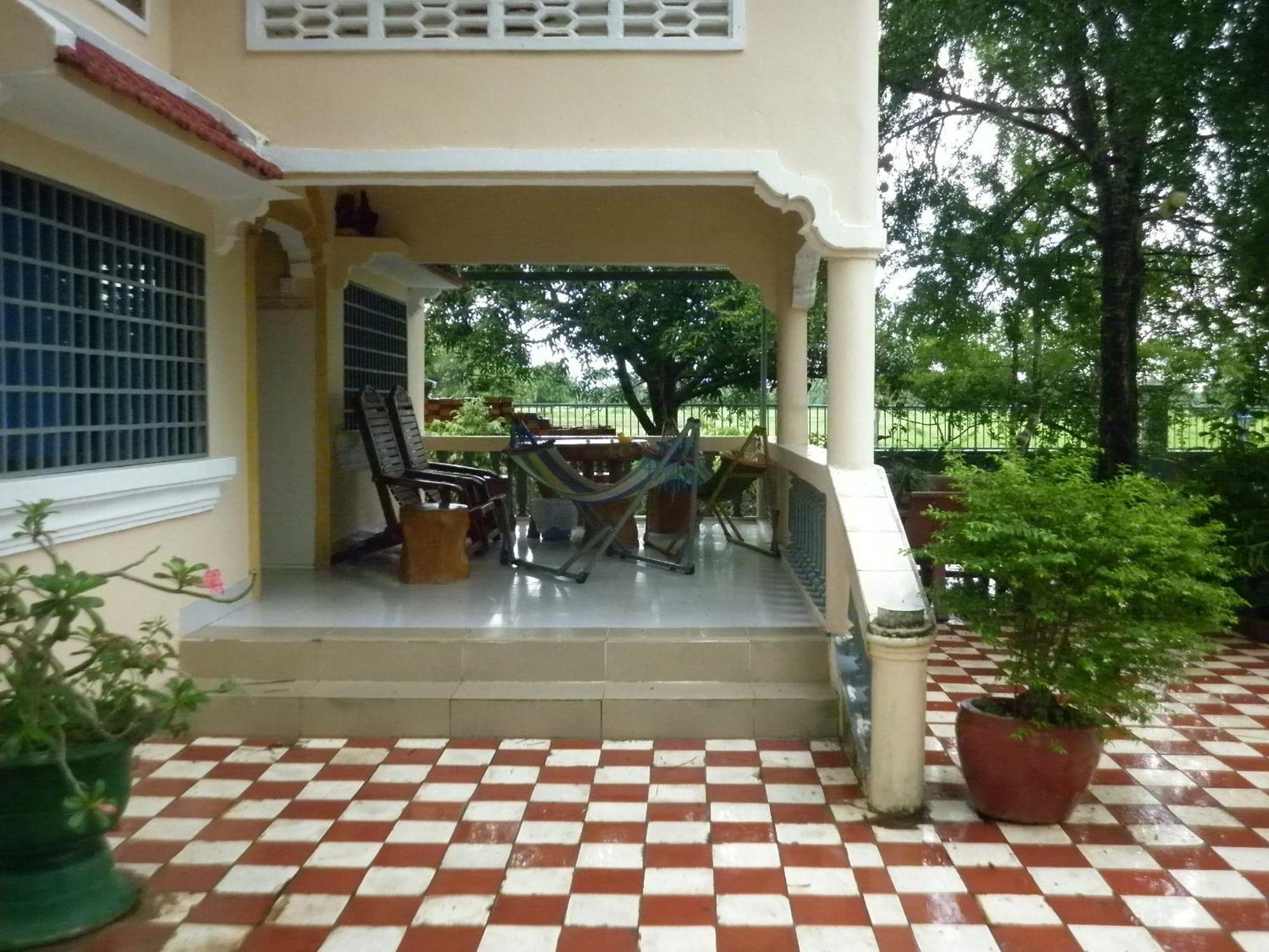 Meas Family Homestay Angk Ta Saom Esterno foto