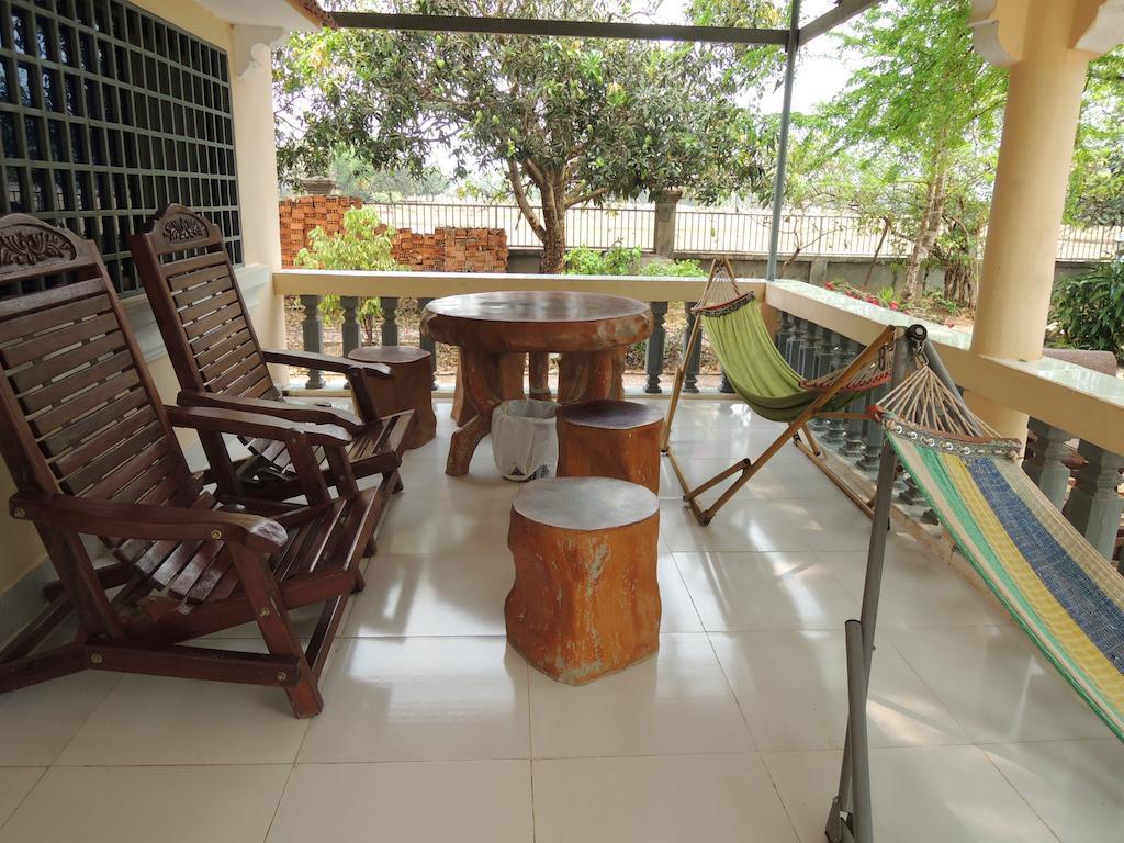 Meas Family Homestay Angk Ta Saom Esterno foto